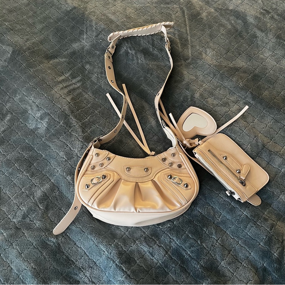 Cream Moto Studded Shoulder Bag with Heart Mirror and Pouch Crescent Purse